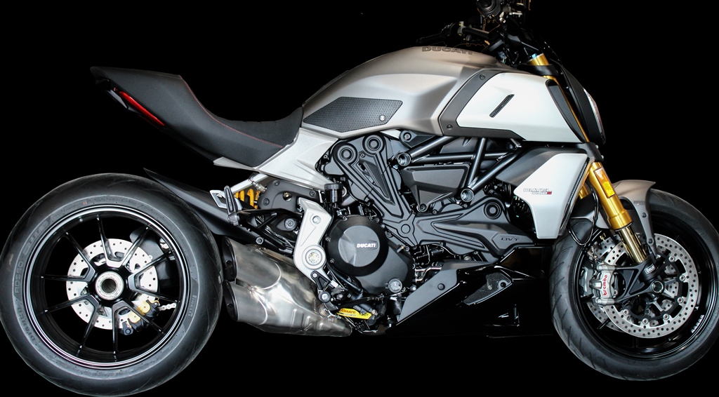 TechSpec Tank Grip Pads for the Ducati Diavel 1260 (2019+) TechSpec Tank Grip Pads for the Ducati Diavel 1260 (2019+)